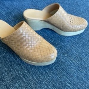Everlane Woven Clogs